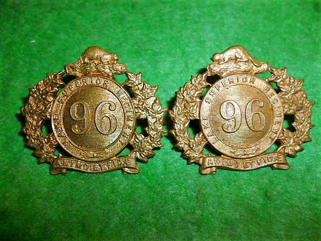 MM259 - 96th Lake Superior Regiment Collar Badge Pair 